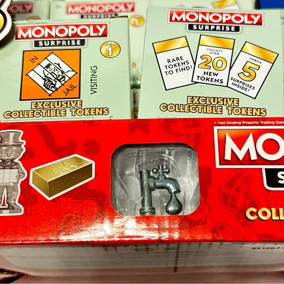 Monopoly Surprise 11 Boxes & Display Series One NEW Exclusive Collectible Tokens - Picture 3 of 8